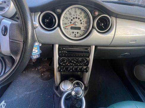 Used 2003 MINI Cooper Hardtop image 8