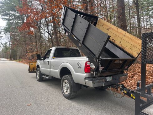 Used 2016 Ford F250 XLT w/ XLT Value Package image 2