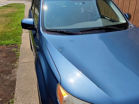 Used 2010 Subaru Forester 2.5X Limited image 2