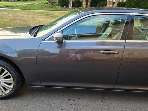 Used 2015 Chrysler 300 Limited image 13