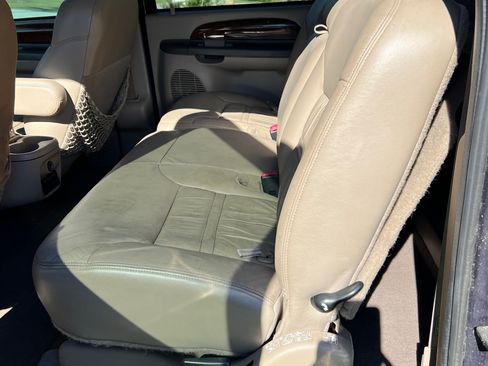 Used 2000 Ford Excursion Limited image 9