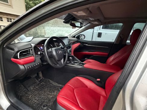 Used 2023 Toyota Camry XSE w/ Navigation Package FWD image 8