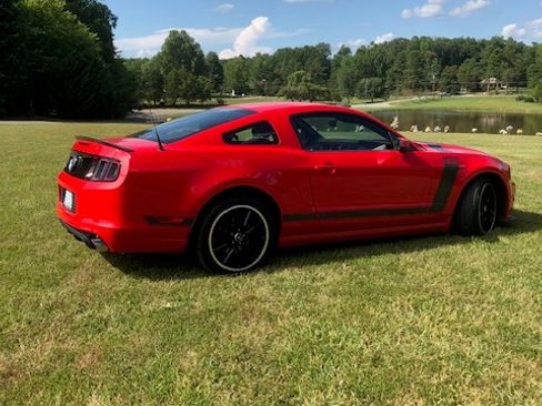 Used 2013 Ford Mustang Boss 302 RWD image 13