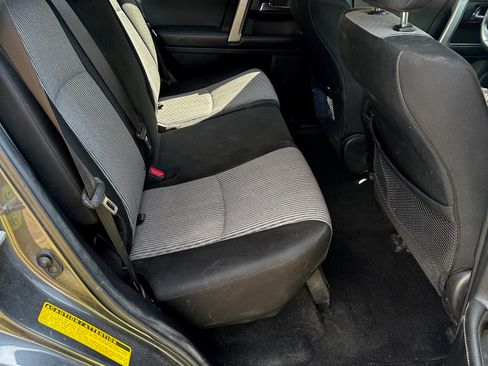 Used 2016 Toyota 4Runner SR5 AWD/4WD image 21