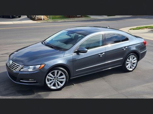 Used 2013 Volkswagen CC Lux image 1