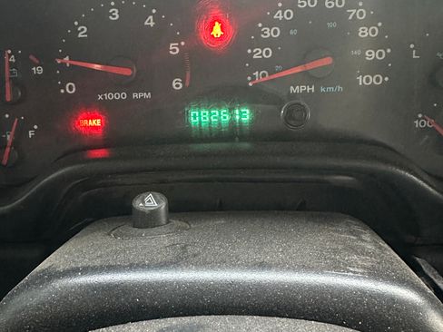 Used 2003 Jeep Wrangler X AWD/4WD image 11