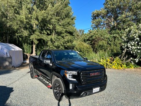 Used 2020 GMC Sierra 1500 Elevation w/ Elevation Value Package RWD image 4