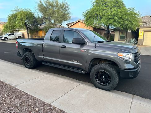 Used 2014 Toyota Tundra SR image 11