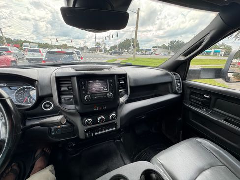 Used 2022 RAM 3500 Tradesman w/ Safety Group image 14