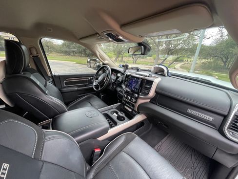 Used 2020 RAM 2500 Laramie image 6