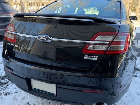 Used 2015 Ford Taurus SHO w/ Equipment Group 401A image 8