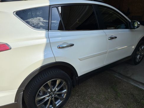 Used 2018 Toyota RAV4 Limited w/ Protection Package image 5