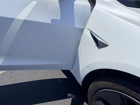 Used 2020 Tesla Model 3 Standard Range Plus RWD image 5