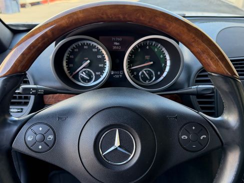 Used 2011 Mercedes-Benz SLK 300 image 15