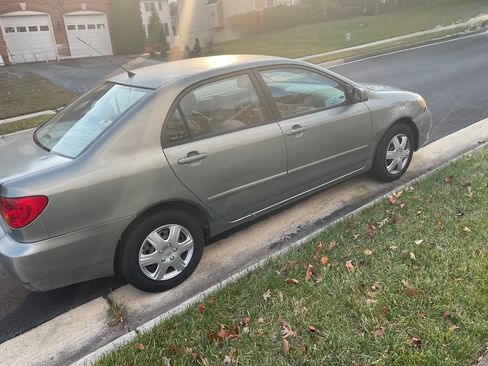 Used 2003 Toyota Corolla CE image 3