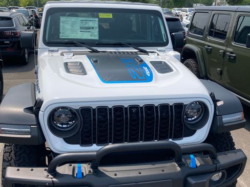 Used 2023 Jeep Wrangler Unlimited Rubicon 4xe image 6