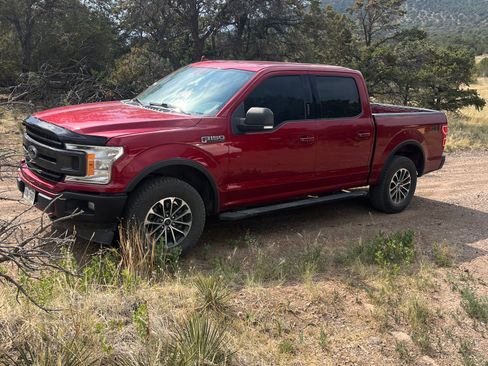 Used 2018 Ford F150 XLT w/ Equipment Group 302A Luxury image 1