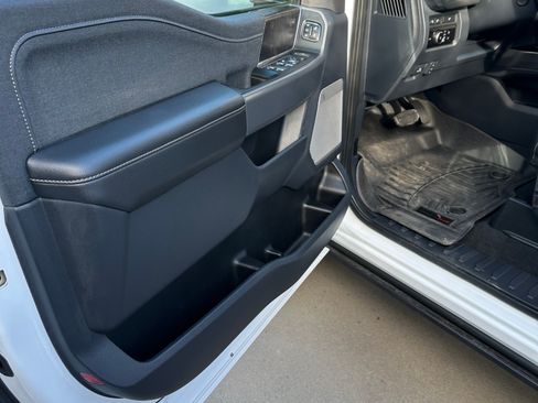 Used 2023 Ford F250 Lariat w/ FX4 Off-Road Package image 15