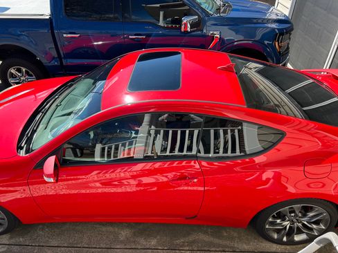 Used 2015 Hyundai Genesis 3.8 image 6