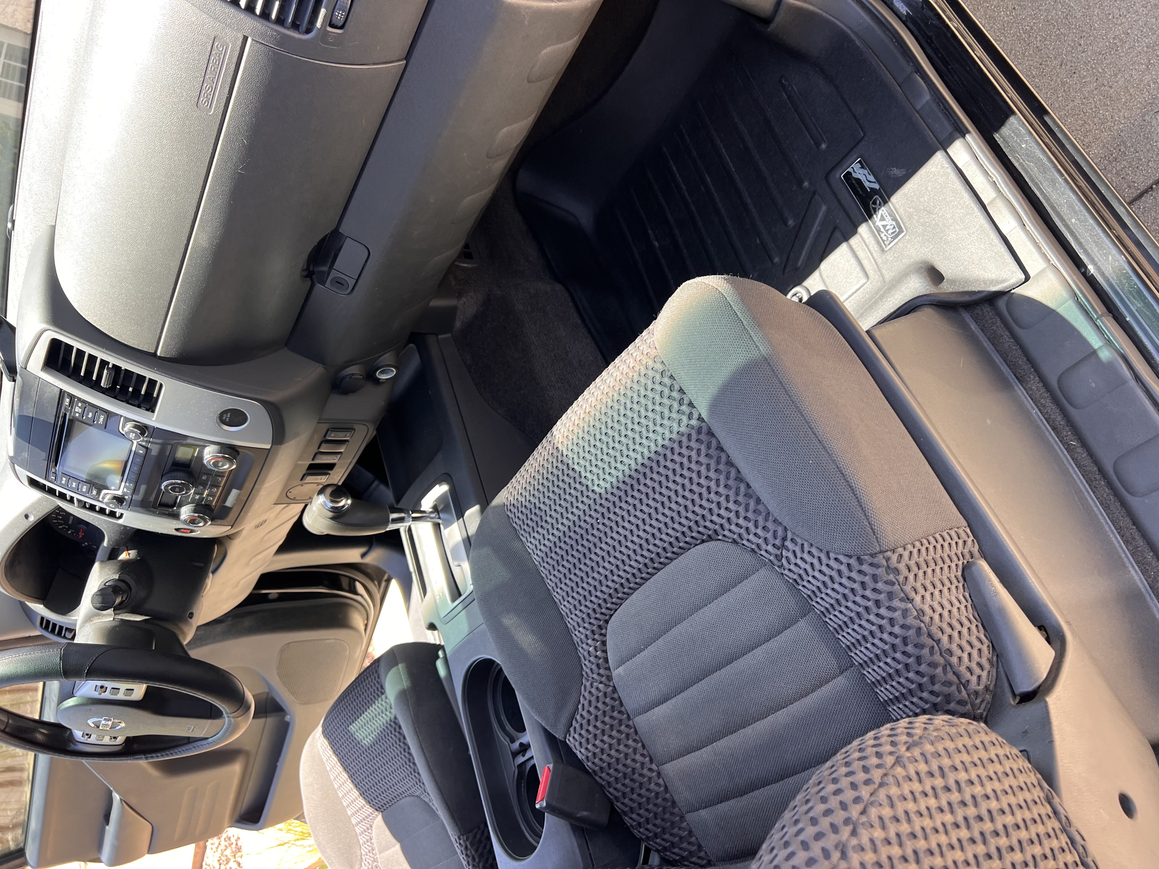 Used 2015 Nissan Frontier SV w/ SV Value Truck Package RWD image 4