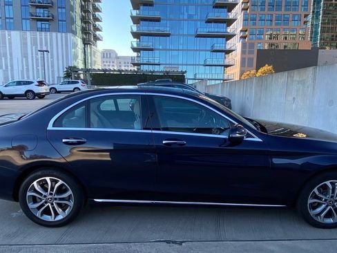 Used 2017 Mercedes-Benz C 300 C 300 4MATIC Sedan 4D image 6