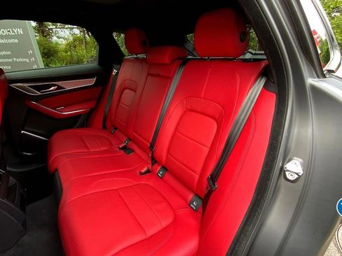 Used 2023 Jaguar F-PACE R-Dynamic S image 13