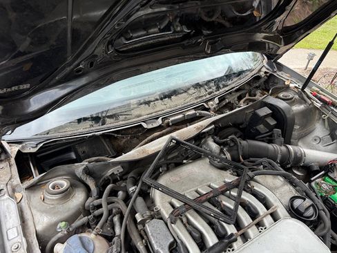 Used 2004 Volkswagen GTI VR6 FWD image 14