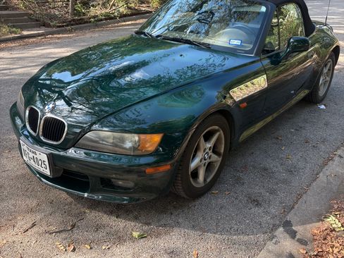 Used 1997 BMW Z3 2.8 RWD image 2