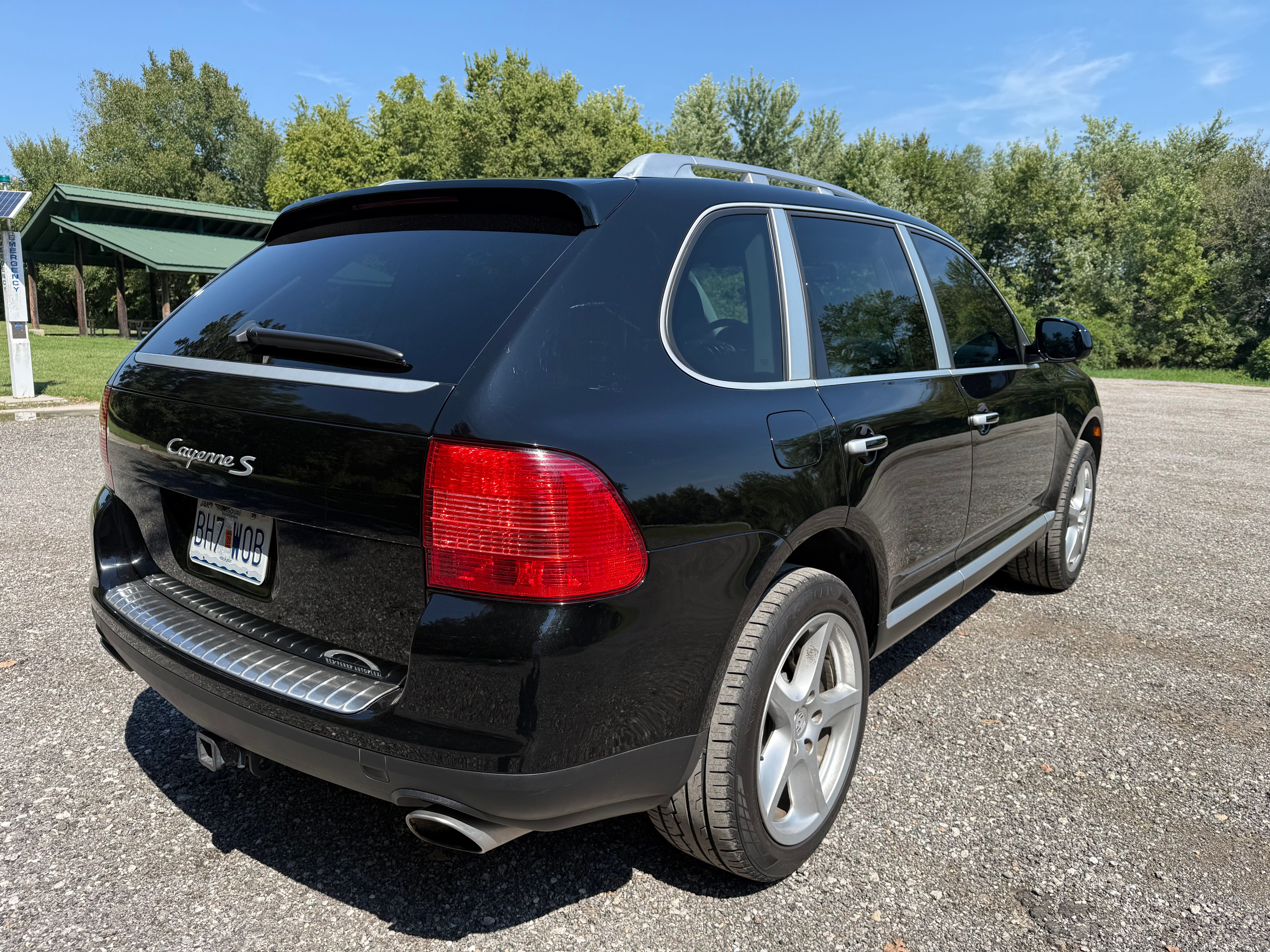 Used 2006 Porsche Cayenne S AWD/4WD image 6