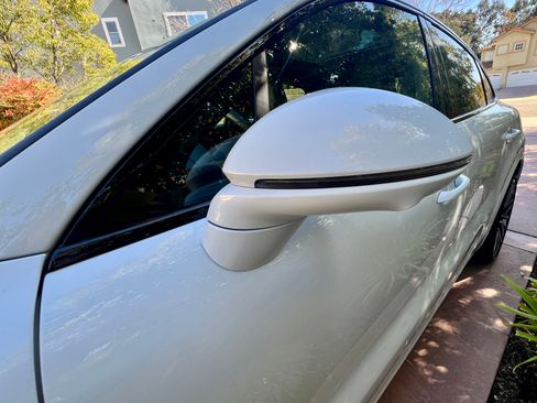 Used 2023 Porsche Cayenne Turbo S image 11