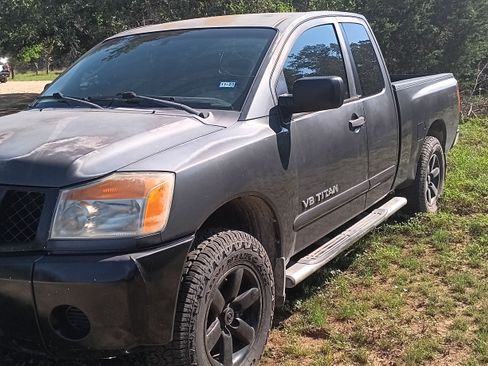 Used 2008 Nissan Titan SE image 5
