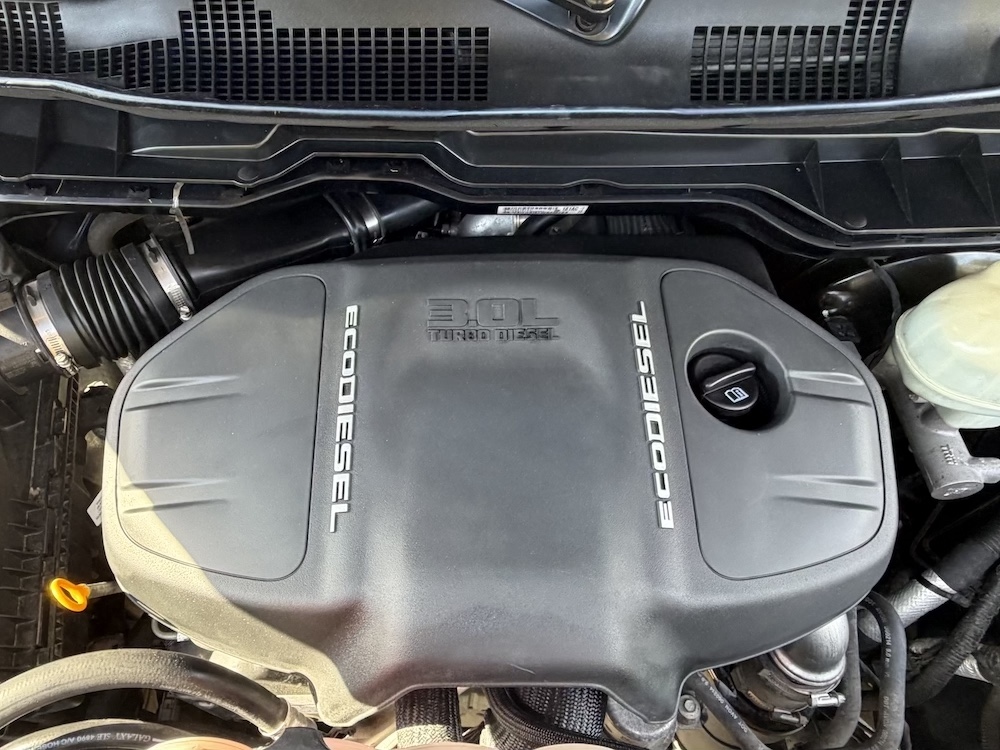 Used 2015 RAM 1500 Limited AWD/4WD image 21