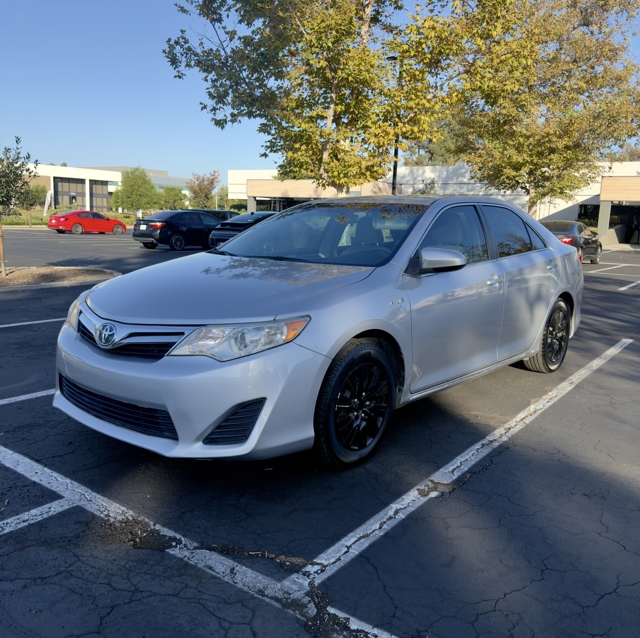 Used 2014 Toyota Camry LE FWD image 6