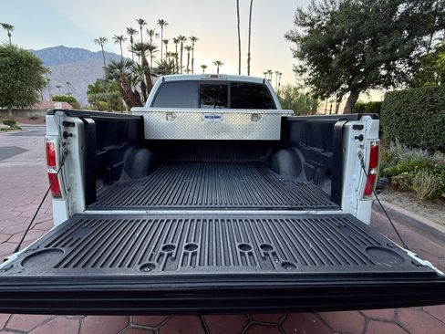Used 2014 Ford F150 XLT w/ Equipment Group 302A Luxury RWD image 8