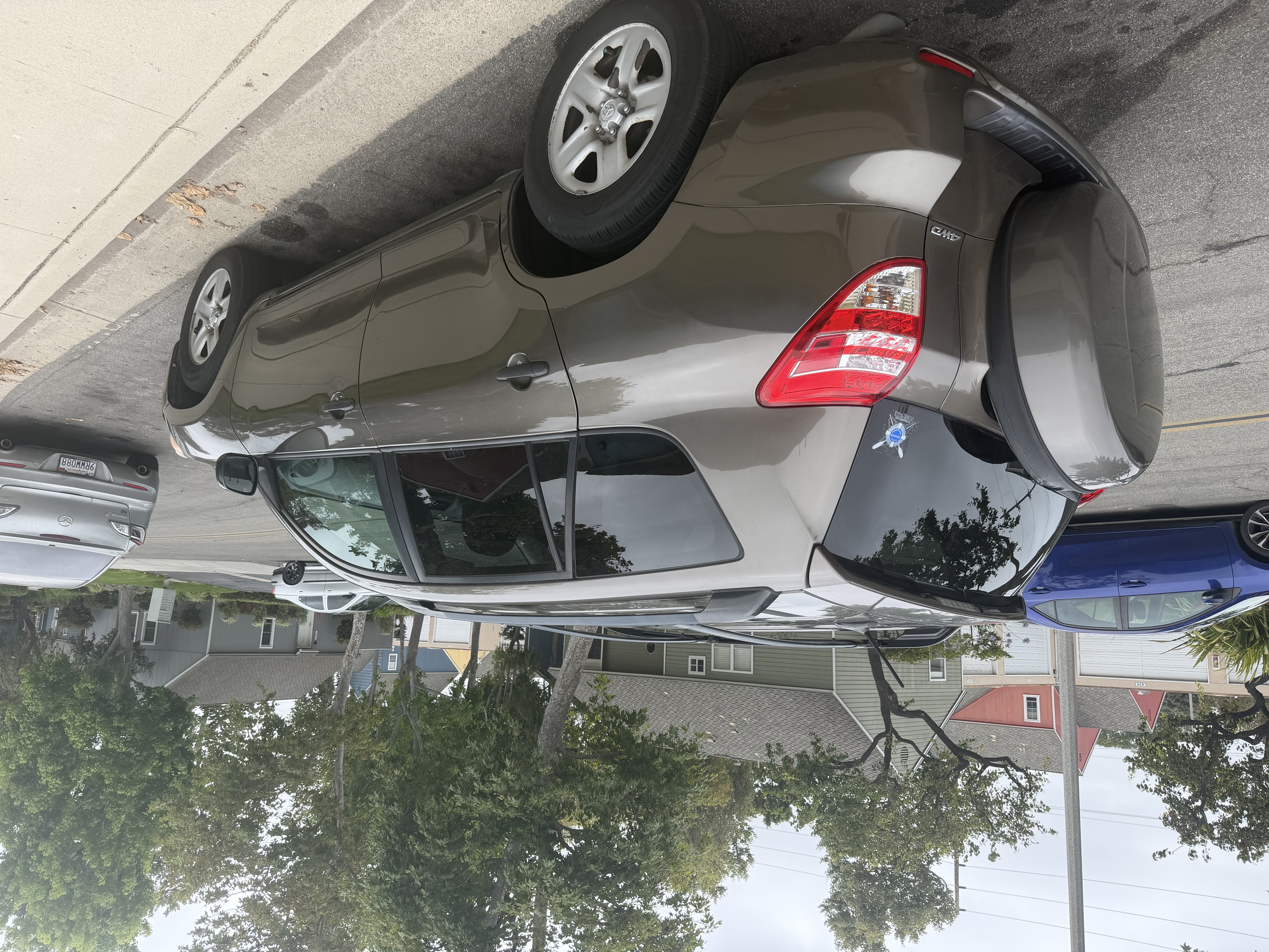 Used 2012 Toyota RAV4 4WD w/ Value Pkg image 6