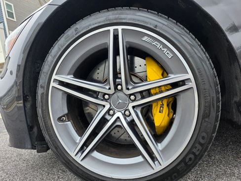 Used 2019 Mercedes-Benz AMG GT 63 w/ AMG Dynamic Plus Package image 9