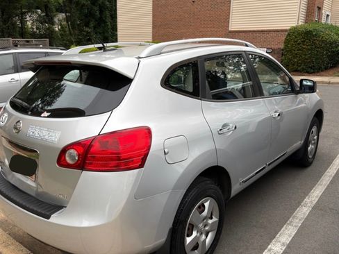 Used 2014 Nissan Rogue S w/ Convenience Package AWD/4WD image 5