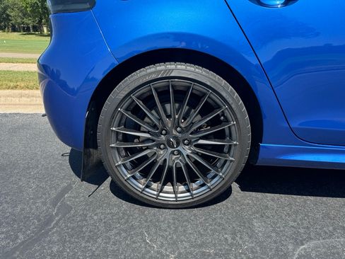 Used 2013 Volkswagen Golf 4-Door image 29