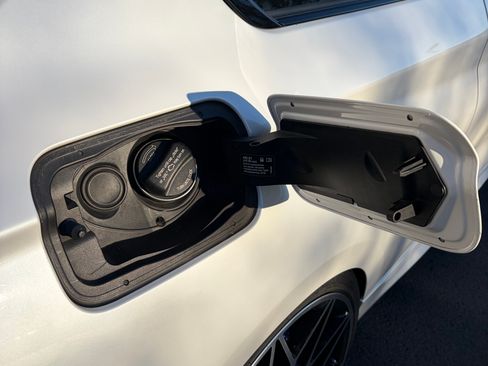 Used 2015 BMW M235i xDrive Coupe image 6