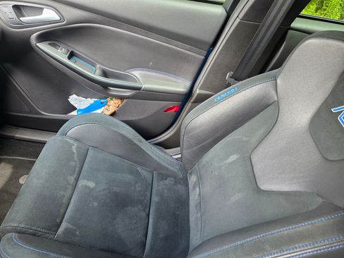 Used 2016 Ford Focus RS image 23