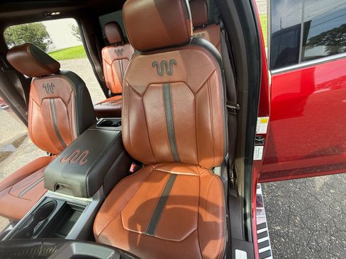 Used 2018 Ford F250 King Ranch w/ King Ranch Ultimate Package AWD/4WD image 2