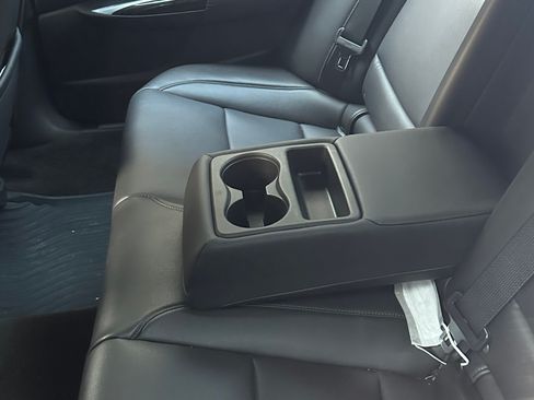 Used 2018 Acura TLX V6 FWD image 8