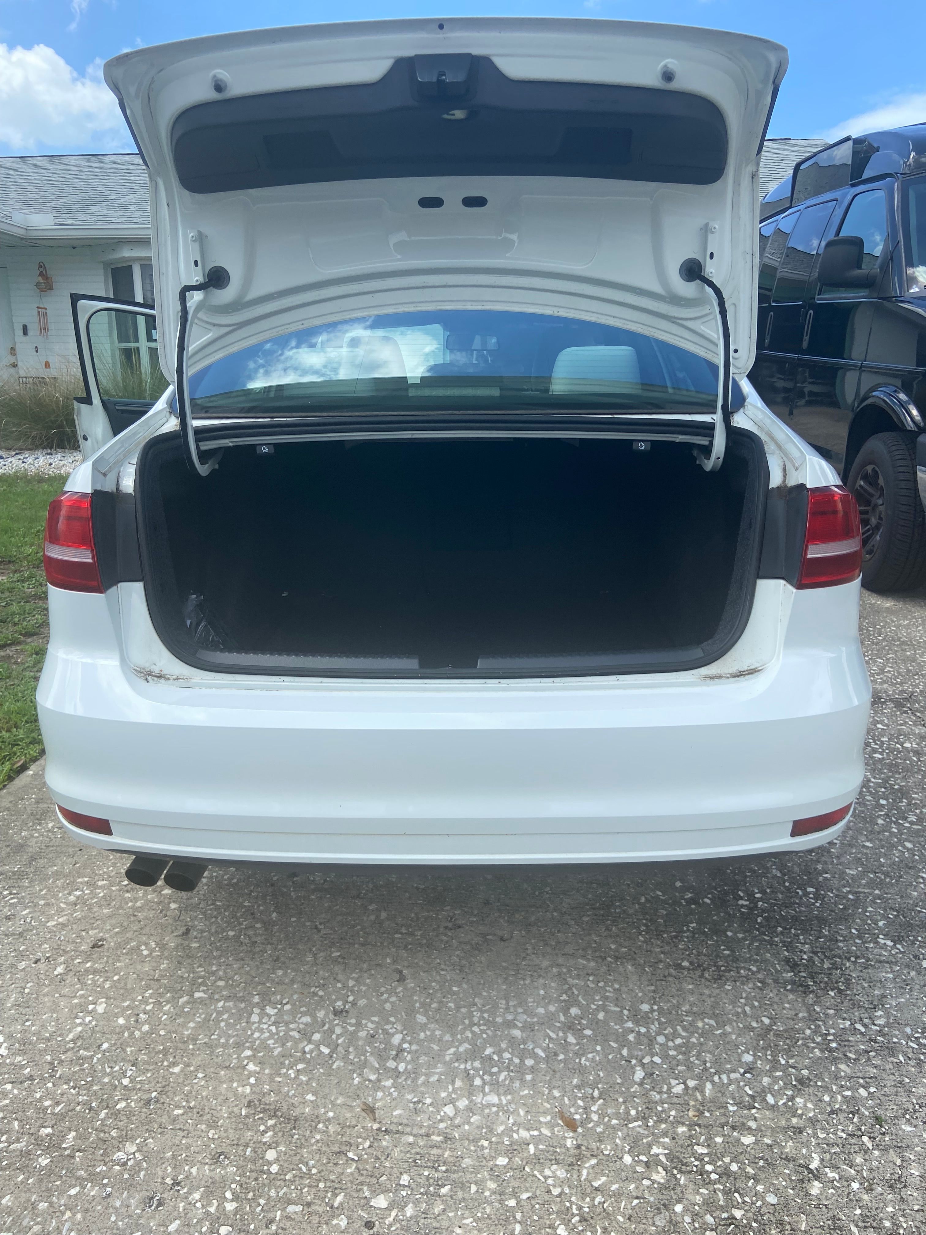Used 2015 Volkswagen Jetta Sport FWD image 8