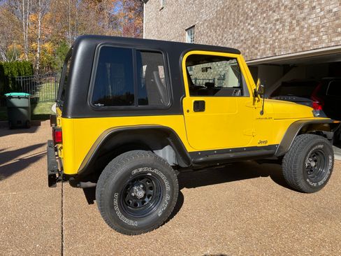 Used 2000 Jeep Wrangler SE image 6