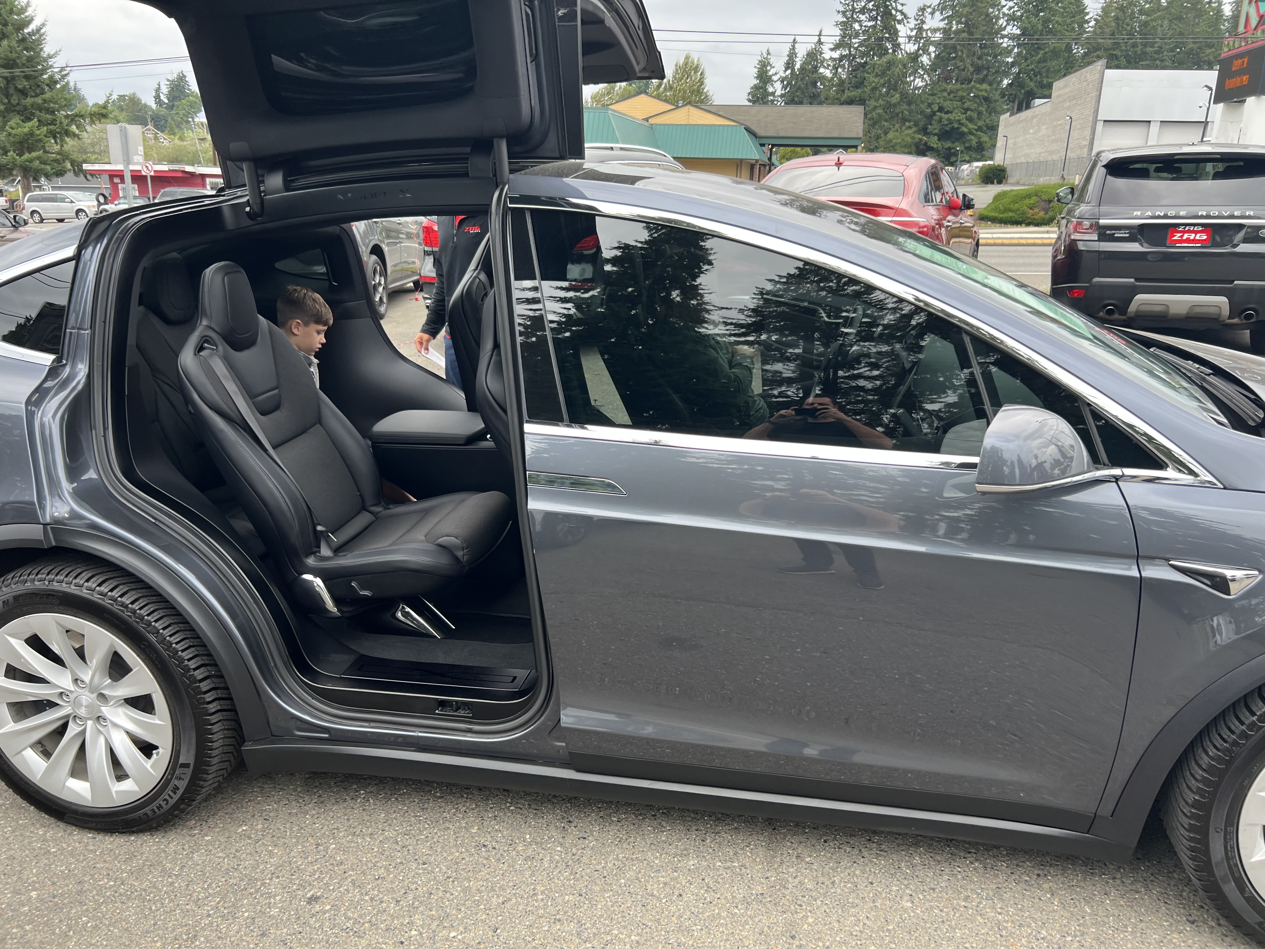 Used 2017 Tesla Model X 100D AWD/4WD image 12