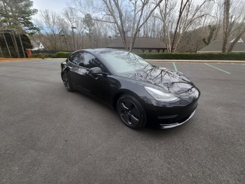 Used 2021 Tesla Model 3 Standard Range Plus image 5