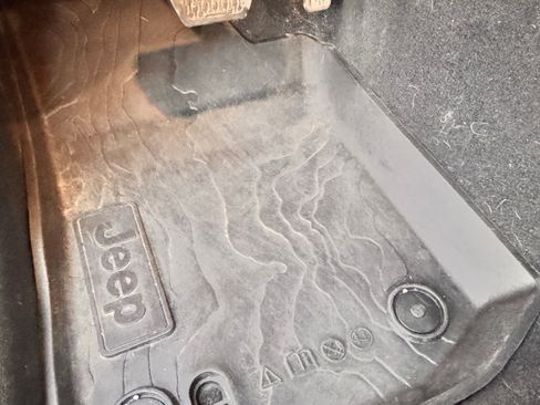 Used 2021 Jeep Wrangler Unlimited Rubicon image 22