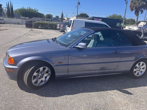 Used 2001 BMW 325Ci Convertible RWD image 4