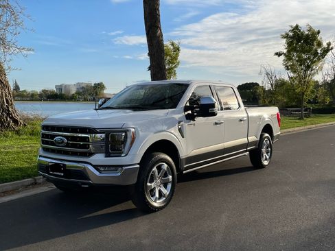 Used 2021 Ford F150 Lariat w/ Max Trailer Tow Package image 10