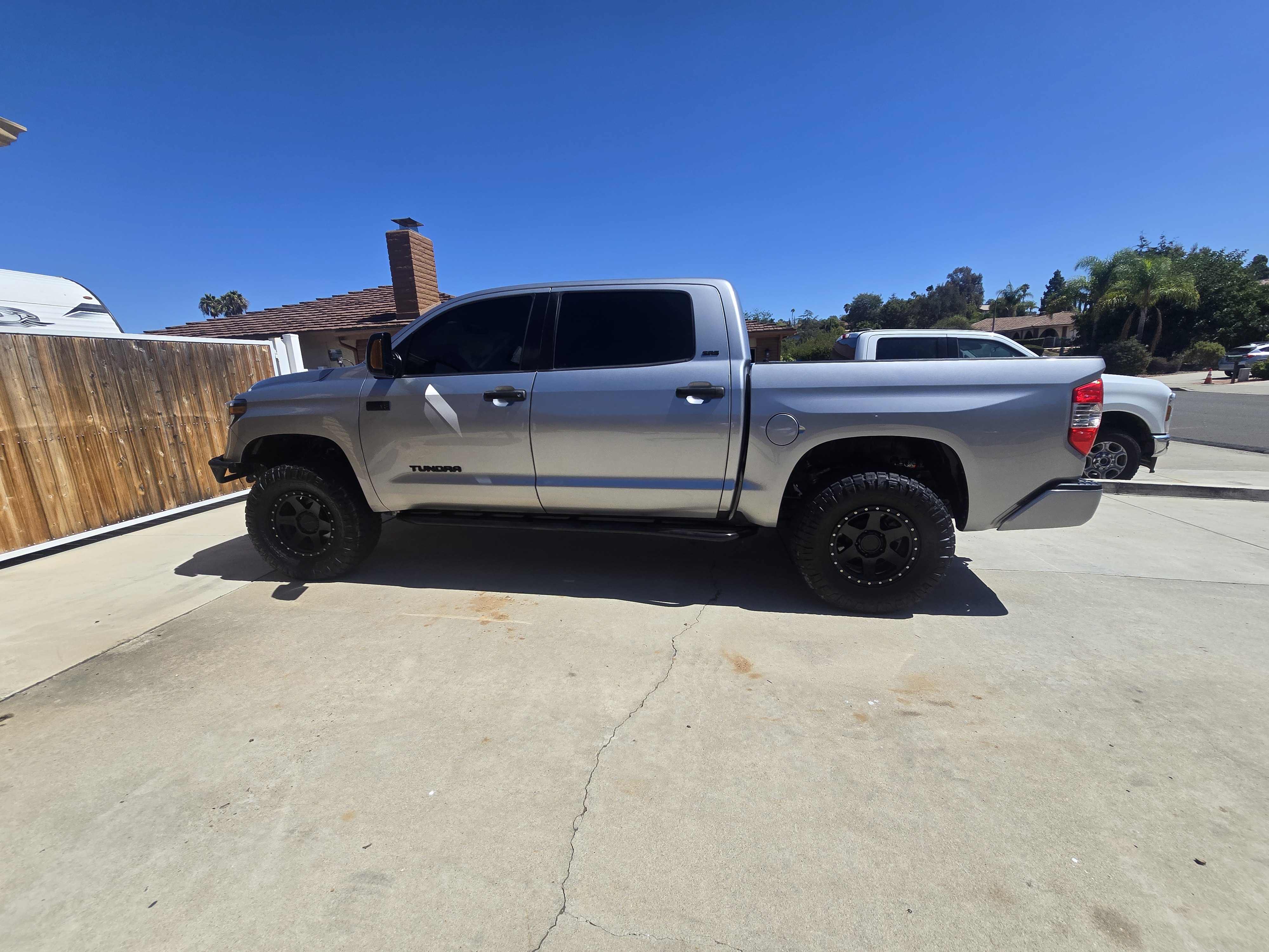 Used 2021 Toyota Tundra SR5 w/ TRD Off-Road Plus Package AWD/4WD image 5